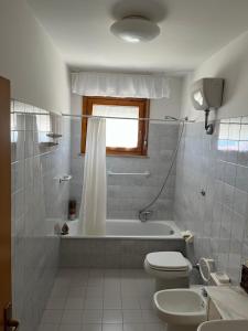 Foto dalla galleria di Da Roberto a Falconara Marittima