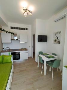 Kuchyň nebo kuchyňský kout v ubytování Dimora Giovanni