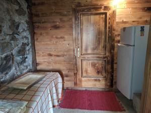 Rúm í herbergi á Adlerhütte