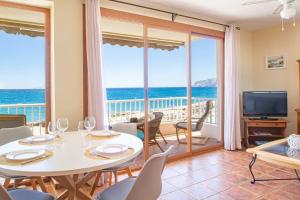 Fotografie z fotogalerie ubytování Apto Castillo Vistamar 1a Línea Nova Sun Holiday v destinaci Moraira