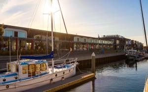 Gallery image of Point Lonsdale Holiday Apartments in Queenscliff