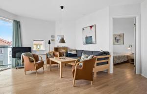 Χώρος καθιστικού στο Gudhjem Søpark Lejl 8