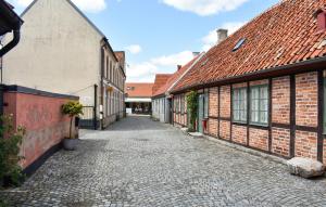 Budova, kde se apartmán nachází + 6 fotografií