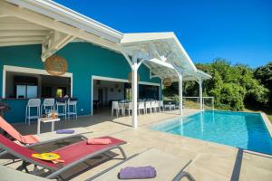 Πισίνα στο ή κοντά στο MQDI98 - 13 pax