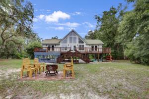 Taman di luar Suwannee River Luxury Home
