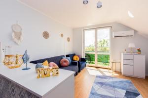 Cuina o zona de cuina de Puck Marine Apartment by BookingHost