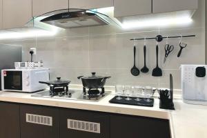 Kuchyň nebo kuchyňský kout v ubytování Dooga Ins-Creamyhouse Projector