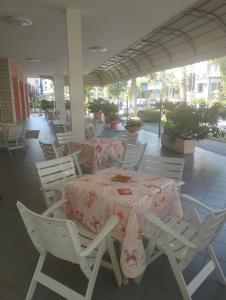 A restaurant or other place to eat at Hotel Fernanda
