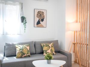 Zona de estar de Estudio Jacuzzi con Encanto en Triana
