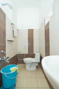 Koupelna v ubytování HOTEL NNP GRAND Rameswaram