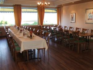 Restaurace v ubytování Restaurant-Hotel Seeblick