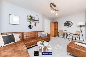Χώρος καθιστικού στο Manchester 3-Bed House, Free Parking & WiFi