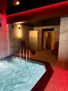 Bazén v ubytování Amber Blue Wellness & SPA nebo v jeho okolí