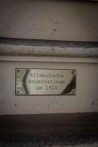 a sign that says albertsensteen barsteensteensteensteensteensteen at GH Maisonette Studio Whg 45 in Bastorf