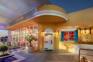 Una cocina o kitchenette en Millennium Place Doha