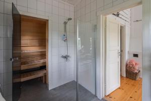 Galeriebild der Unterkunft Villa Mats - free WiFi in Spikis + 16 Fotos