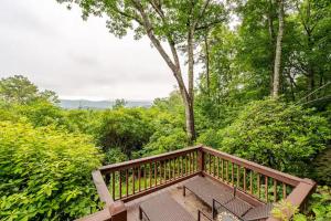 ブルーリッジにあるLizard Lookout Cabin, Pets Welcome!のギャラリーの写真