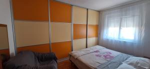 Posteľ alebo postele v izbe v ubytovaní Apartments Seven Castles