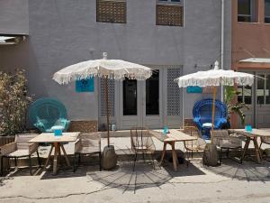 Patio nebo venkovní prostory v ubytování Nyx Chic Manor