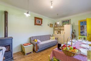 Posedenie v ubytovaní Rural Homestead Trenkovo - Happy Rentals