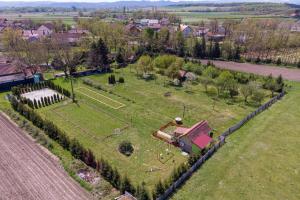 Vonkajšia záhrada v ubytovaní Rural Homestead Trenkovo - Happy Rentals
