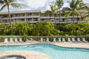Bazén v ubytování Maui Banyan- Your home away from home on Maui! nebo v jeho okolí