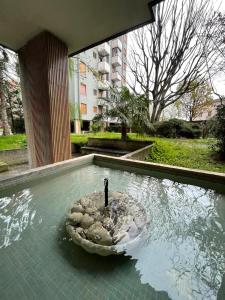 Bazén v ubytování Appartamento Perla nel Verde nebo v jeho okolí