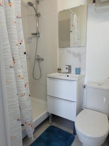 Un baño de STUDIO Magnifique vue mer