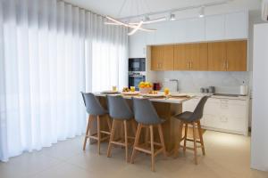 Gallery image of Aquamarina Villas in Lefkada Town +48 photos
