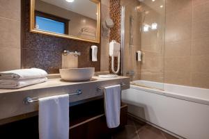 A bathroom at Mangana Konak Hotel