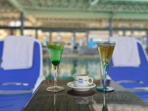 Teba Hotel Ras Elbar italokat is kínál