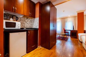 A kitchen or kitchenette at Mangana Konak Hotel
