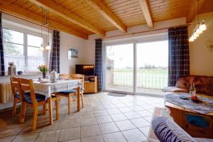 Gallery image of Friesisches Ferienhaus - Luv in Nordstrand