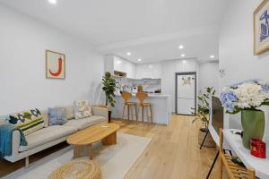 Istumisnurk majutusasutuses Bloom - Urban Luxurious Apt in Carnegie with parking