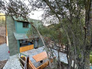 Zahrada ubytování Mountain Glamping Cabin With Kids Playground and Pool