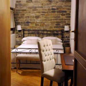 A seating area at ARIA DI CASA APARTMENT