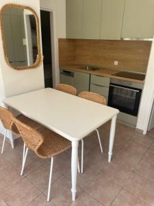 Gallery image of Holiday house Beach Stara Porozina in Cres