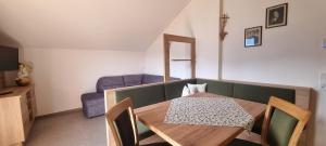 Posedenie v ubytovaní Appartement Grubhof