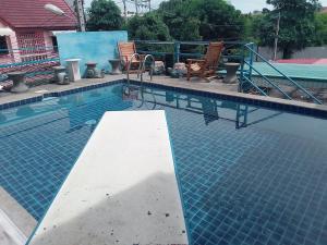 Bazén v ubytování BEN & LEK GUESTHOUSE nebo v jeho okolí