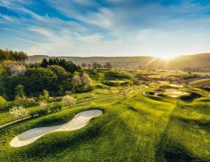 Gallery image of Chalet An der Brunnader-Ihr perfekter Rückzugsort in der Bayerischen Toskana-Überwiegend mit Klima-3Geh-Min zur Therme in Bad Birnbach