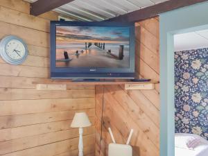 Φωτογραφία από το άλμπουμ του Holiday Home Artturin mökki by Interhome σε Kylmälä