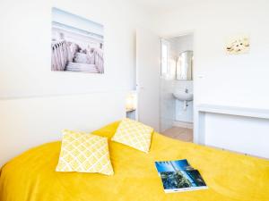 Postel nebo postele na pokoji v ubytování Apartment Côte Sud-3 by Interhome