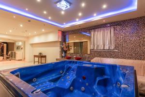 Bassein majutusasutuses Esperia Hotel või selle lähedal