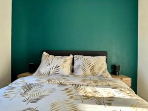 Postel nebo postele na pokoji v ubytování Flori'Home