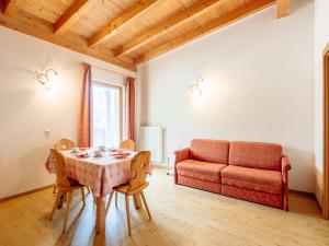 Posezení v ubytování Apartment Nr- 18 by Interhome