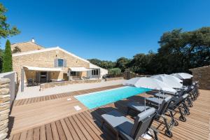 Πισίνα στο ή κοντά στο Le Mas des Aracil 1 - Appt climatisé 6p, piscine