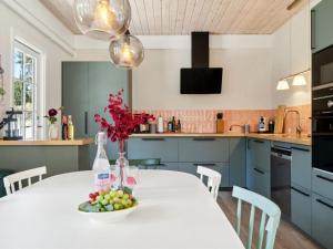 Kuchyň nebo kuchyňský kout v ubytování Holiday Home Sjo - 300m from the sea by Interhome + 19 fotografií