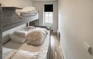 Ένα ή περισσότερα κρεβάτια σε δωμάτιο στο Stunning Apartment In Tyinkrysset