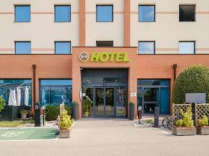 Budova, kde se hotel nachází