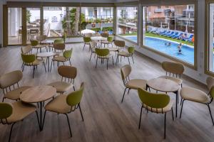 Bazén v ubytování GHT Costa Brava & Spa nebo v jeho okolí